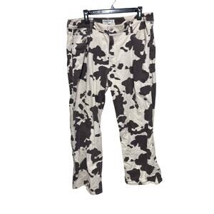 Abercrombie & Fitch The Baggy Low Rise 32 Short Cow Print